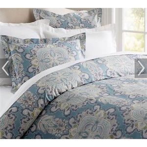 Pottery Barn Ainsley Medallion Duvet Cover + Shams